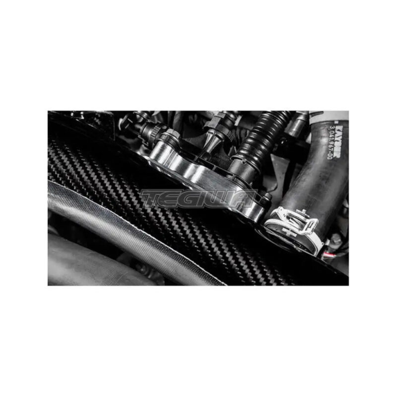 Eventuri Carbon Fibre Turbo Tube Mercedes A35 AMG GLA35 GLB35 A250 - Image 7