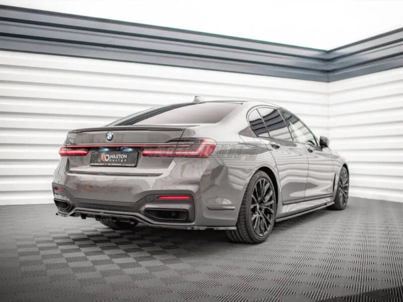 Maxton Design Central Rear Splitter Vertical Bars BMW 7-Series G11 M-pack Facelift 2019- - Image 2