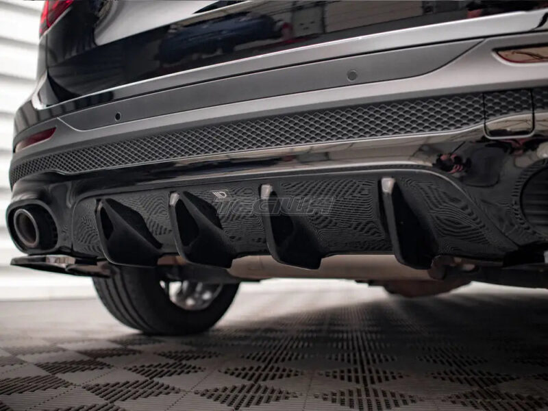 Maxton Design Rear Valance Mercedes AMG GLB 35 X247 - Image 4