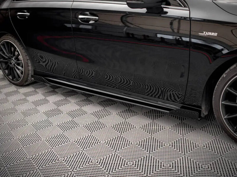 Maxton Design Street PRO Side Skirts Diffusers + Flaps Mercedes A35 AMG AMG-Line Aero Pack W177 - Image 4