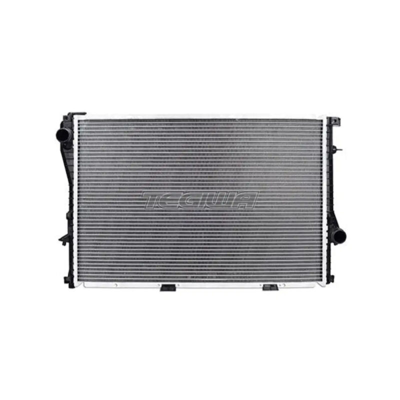Mishimoto Replacement Radiator BMW 528i 2.8L 99-00 - Image 4